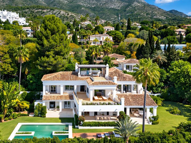 8218234fd857b243c45c40b83626529b - 1