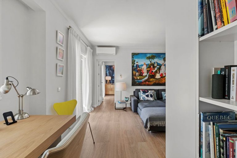 8218234fd857b243c45c40b83626529b - 15