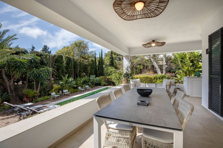 8218234fd857b243c45c40b83626529b - 4