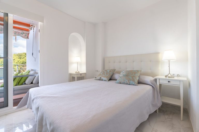 8228ace6cf2fe9cc7eccc2c9db68bcb2 - 16