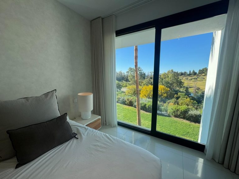 825f5b43926c3db76208079447c8f56b - 15