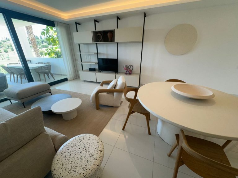 825f5b43926c3db76208079447c8f56b - 5