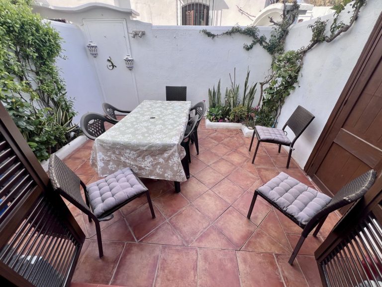 82b25aee251654e69d53737c3ecbb43d - 12