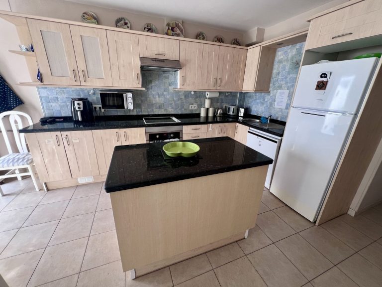 82b25aee251654e69d53737c3ecbb43d - 5