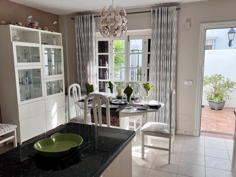 82b25aee251654e69d53737c3ecbb43d - 6