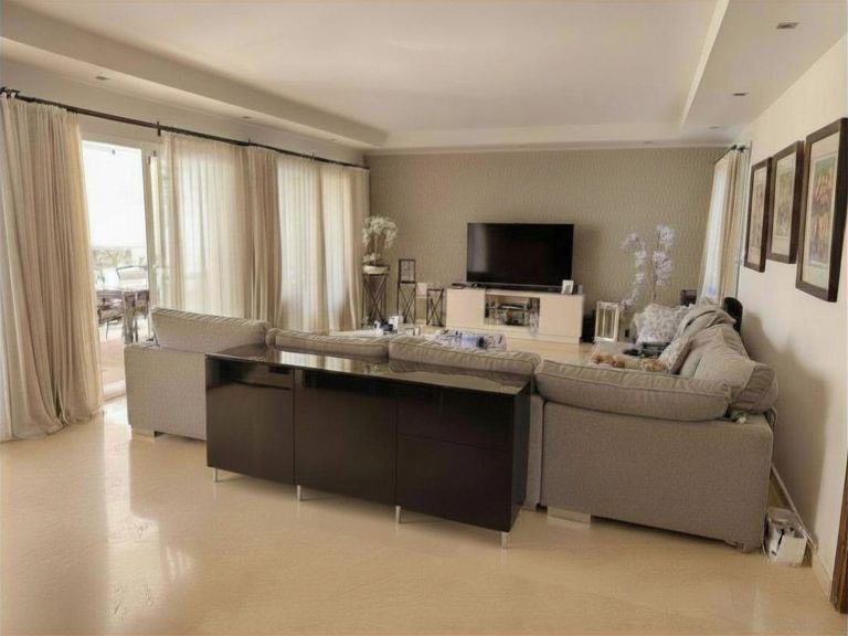 83de9998688d6e4877b16572bb8062dc - 12