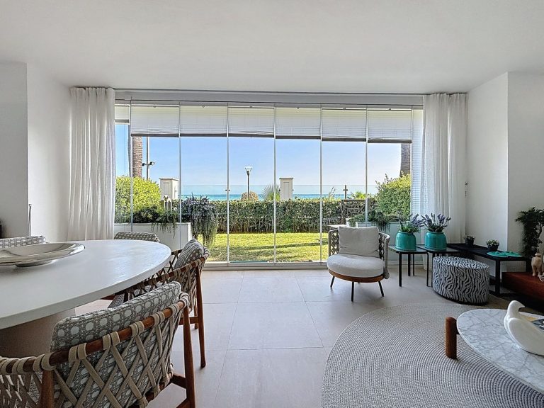 8424205f5551243481476c7bea63f287 - 11