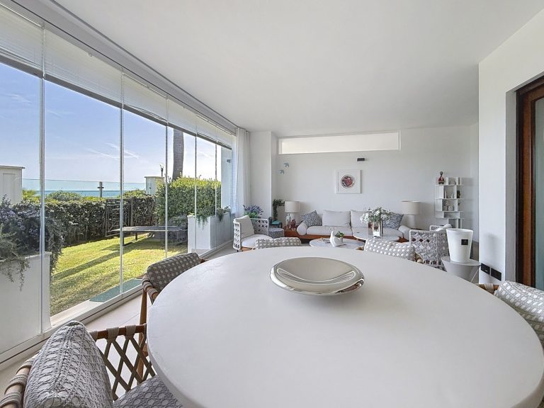 8424205f5551243481476c7bea63f287 - 14