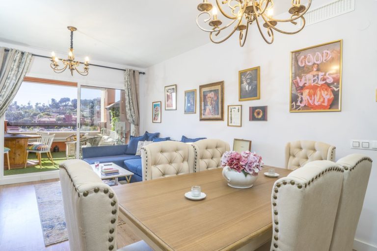 844ee42a2d8f0f21ffb9c3d7a06f7b31 - 11