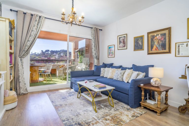 844ee42a2d8f0f21ffb9c3d7a06f7b31 - 13