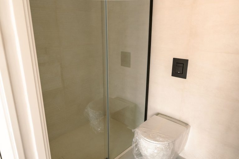 868379b5f2bdad942de7cd7771e4ae4d - 14