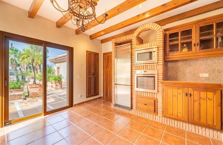 86ba07c8736f85e9f08cf450059b94cb - 7