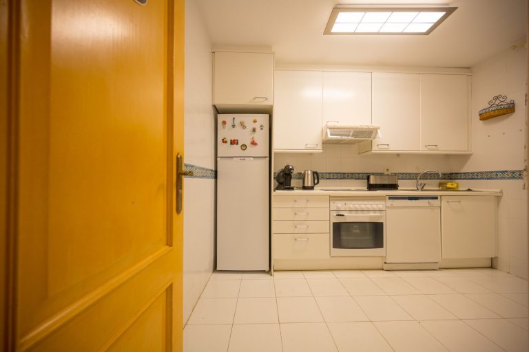 87b138c2fe18b96df7c4ff7597e0dba8 - 14