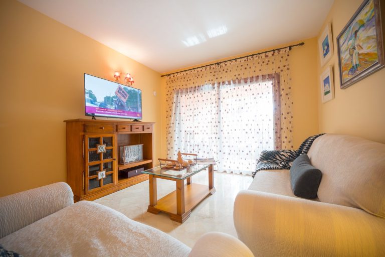 87b138c2fe18b96df7c4ff7597e0dba8 - 8