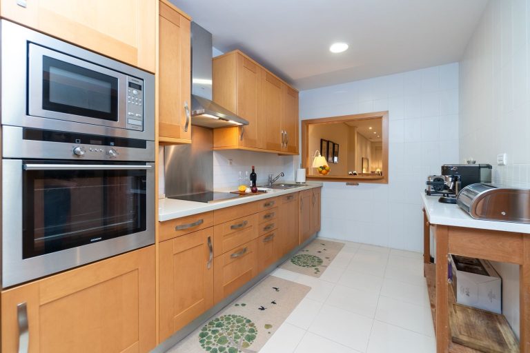 88e79fff0ed95993c8bc154d09c04e03 - 10