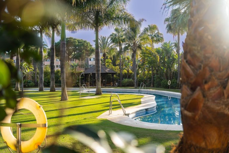 88e79fff0ed95993c8bc154d09c04e03 - 2