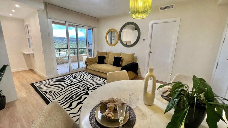 89c900a617b1085e4b23be4ae3579d76 - 2