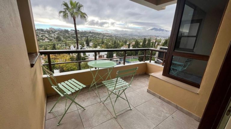 89c900a617b1085e4b23be4ae3579d76 - 9