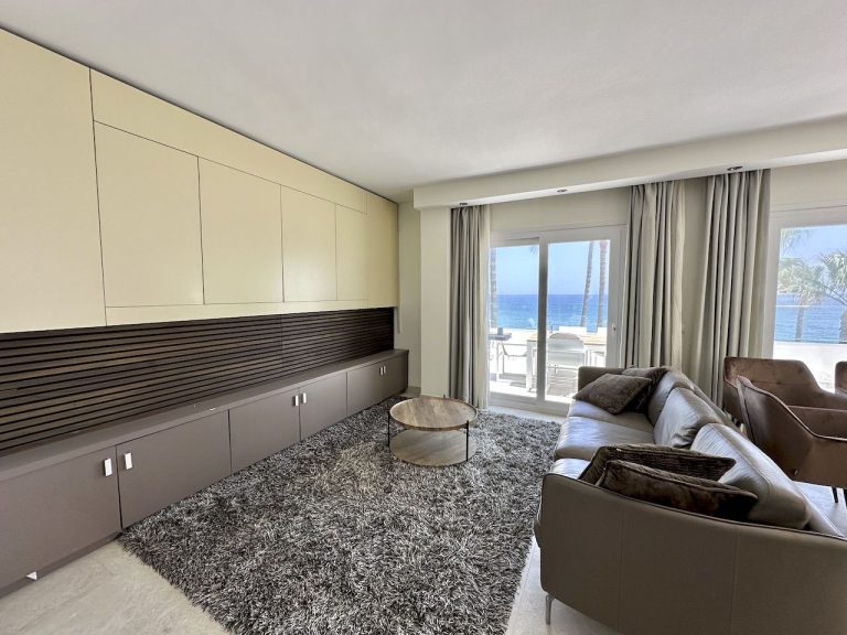 8a5719d86645ba5b61a6ec4535e1cf2c - 7