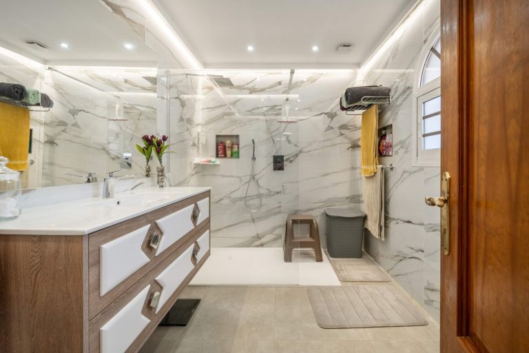 8af2ab75ec7daa173fdc68369b333a5b - 14