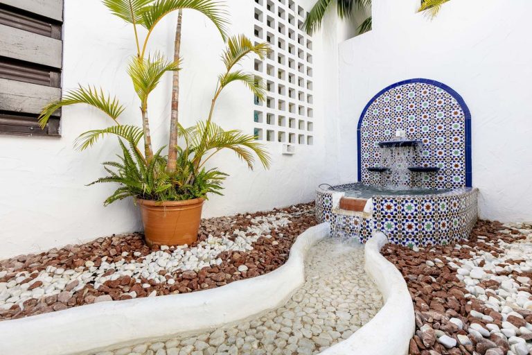 8bb392d811349946e4a20c34de60600d - 7