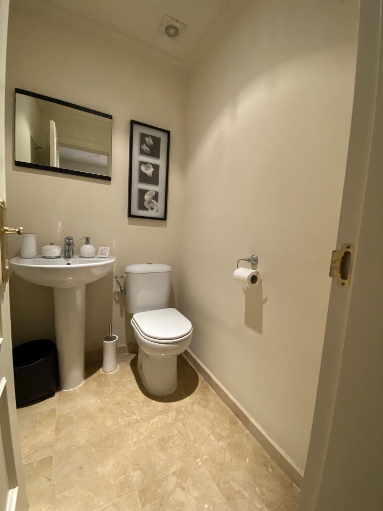 8bd6a0968396b6bbc37b56aa08de3e9a - 16