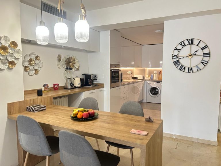 8c431d69c9099ff88df28af3c1431b21 - 10