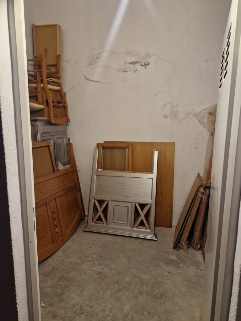 8cc937811779fd4cfbf2cf5a0f586b04 - 12