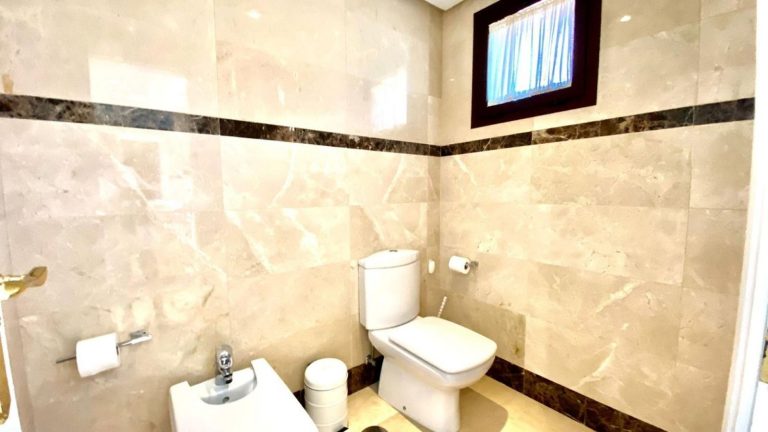 8d70a62548cc760738cf719bdaf287fb - 12