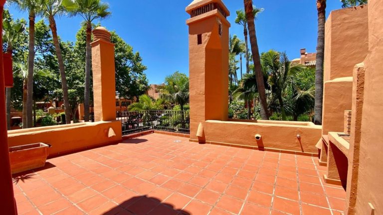 8d70a62548cc760738cf719bdaf287fb - 13