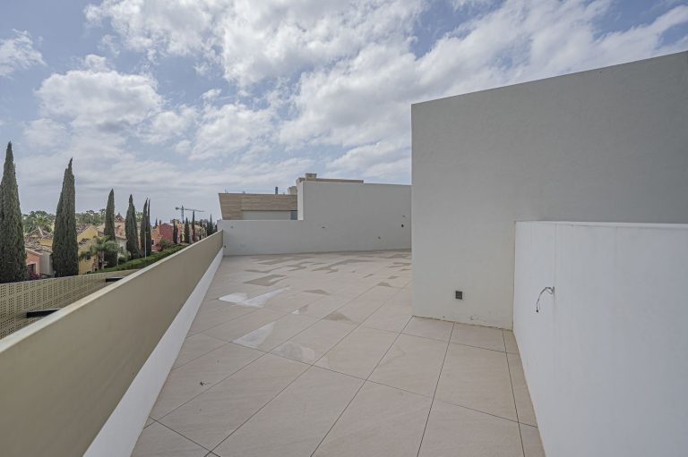 8f417df944436330116e8493ac6d7cdf - 11