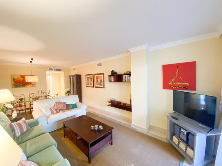 8f6940c32b207984792df33cbc5c7100 - 9