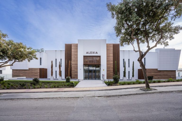 8f8b3d8d07e73bce555d5696bd64c973 - 2