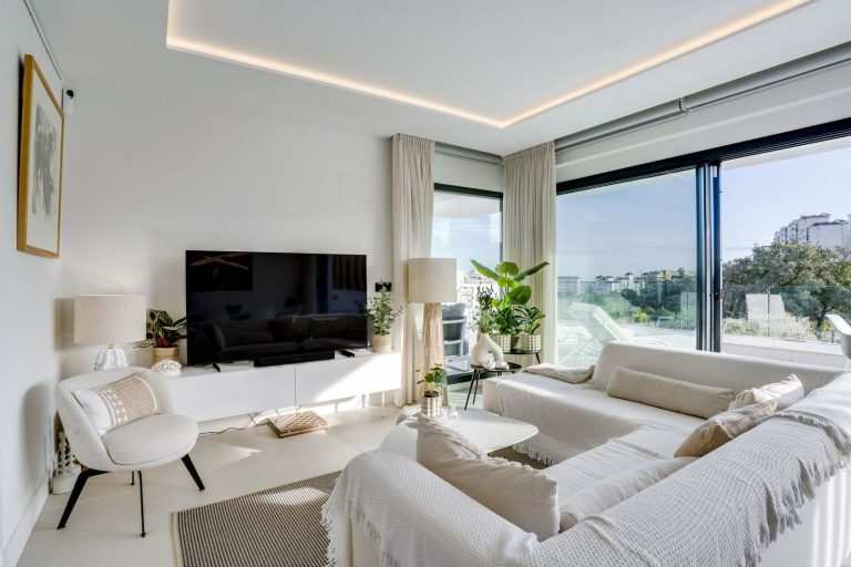 8f8b3d8d07e73bce555d5696bd64c973 - 4