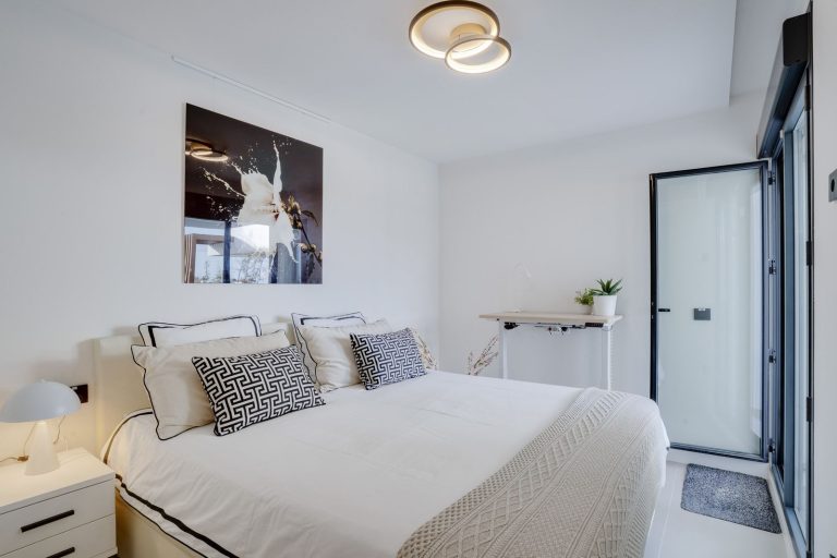 8f8b3d8d07e73bce555d5696bd64c973 - 7