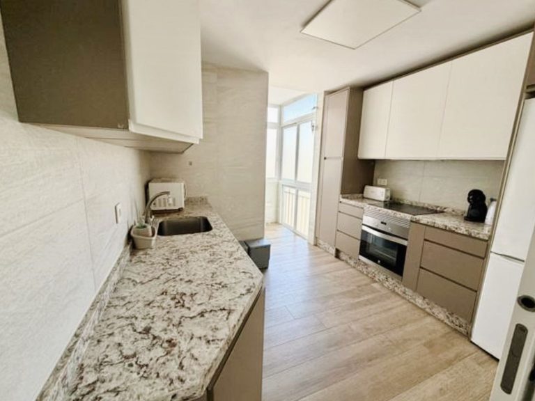 8f9b9bc79f9d2e2ef6cb804add15517f - 12