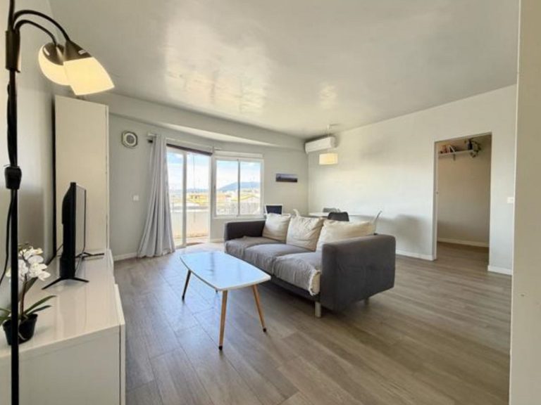 8f9b9bc79f9d2e2ef6cb804add15517f - 7