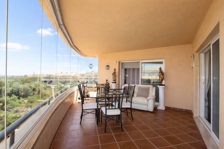 90a3789ee7d8d2fec0280b27c738fe0a - 16