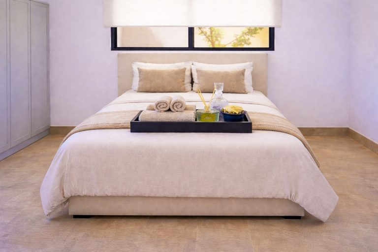 93e2d850a73b858e0ff518abed01063f - 12