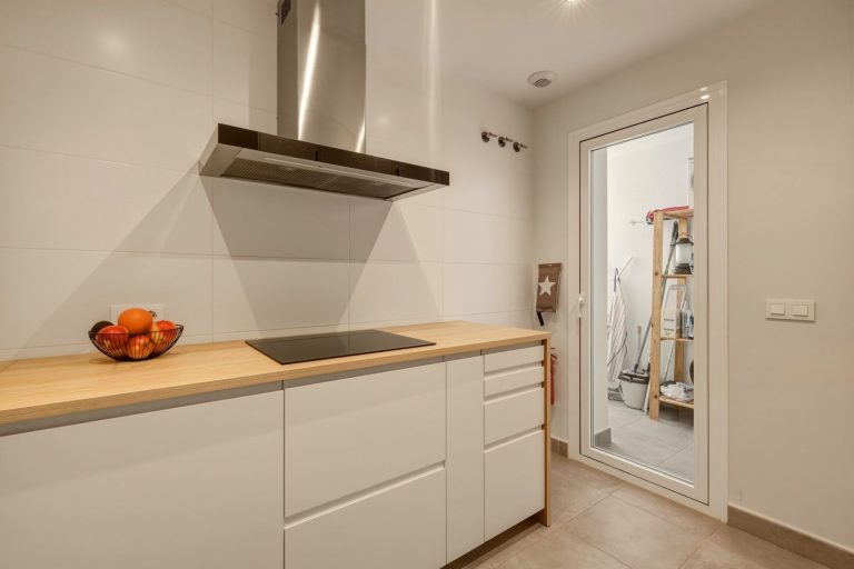 949538012a5b3f0a29304c6e5dd043f5 - 15