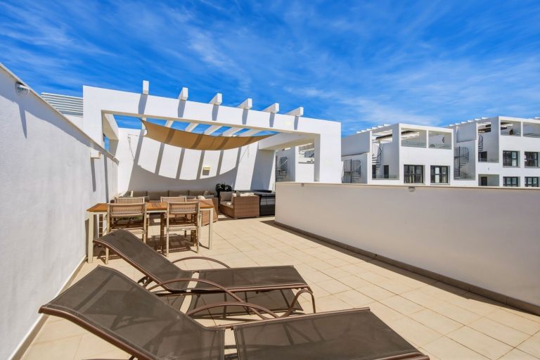 949538012a5b3f0a29304c6e5dd043f5 - 4