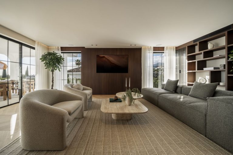 949985b2595e14cae5431ef27d8c9c19 - 13