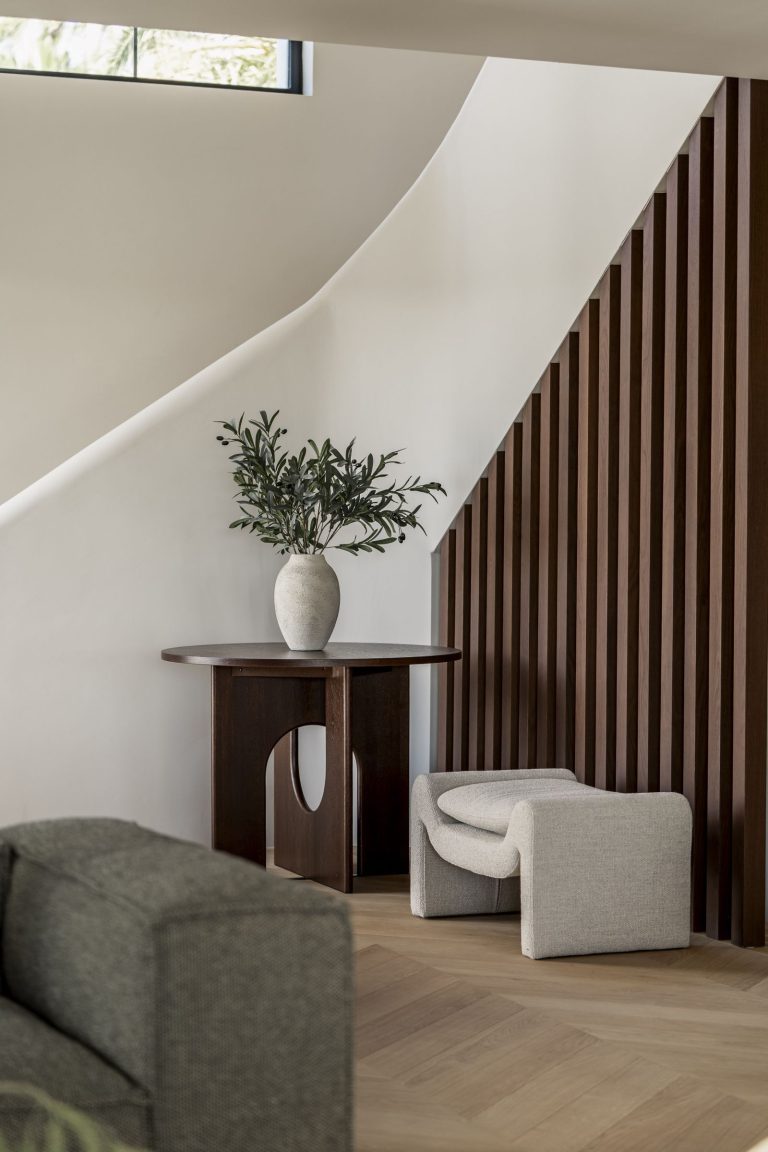 949985b2595e14cae5431ef27d8c9c19 - 15