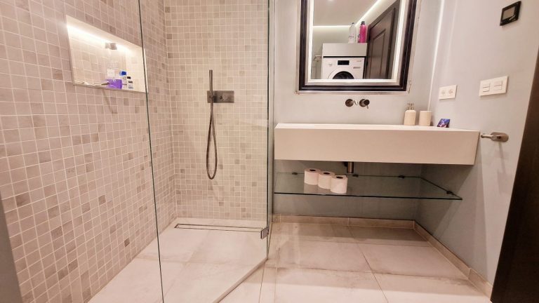 957cd7c338f6d1537c2c2e095e61f2fa - 10