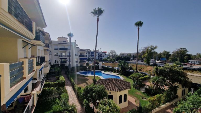 97a45573bd25580721bac4174c67cf02 - 13