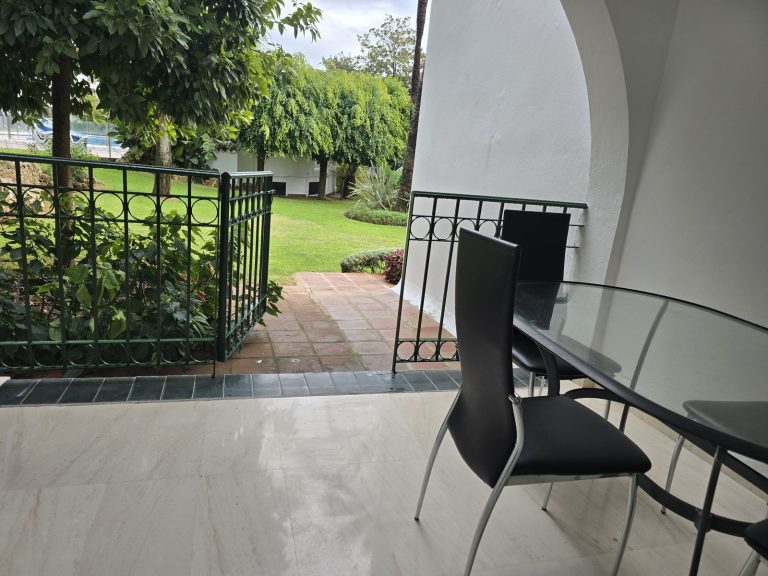 986445a27e60c1f8124ee91234ae4fc9 - 16