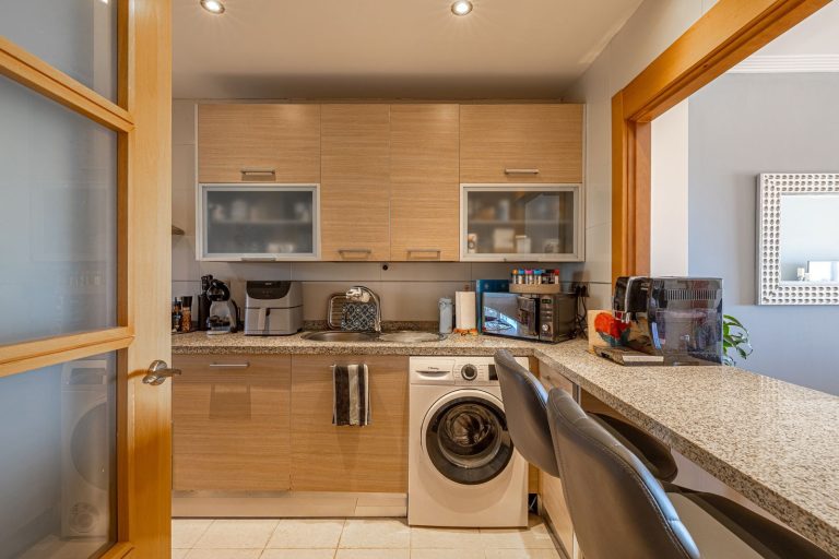 99031496d35b9981b82316c5c0441137 - 14