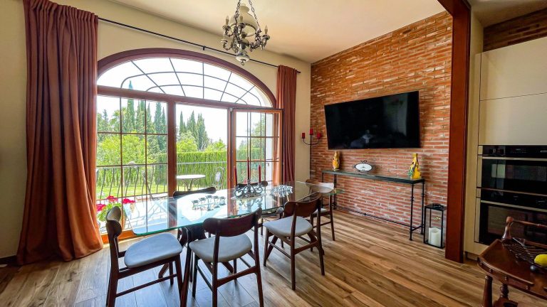 9bb6a266d10ec6c046f2d932a7438ba3 - 11