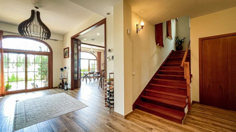 9bb6a266d10ec6c046f2d932a7438ba3 - 14