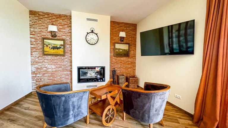 9bb6a266d10ec6c046f2d932a7438ba3 - 6